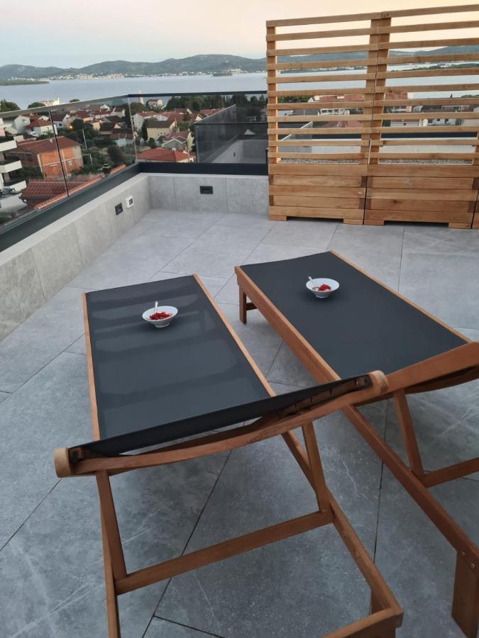 Apartment Rose Garden Sveti Filip i Jakov Esterno foto